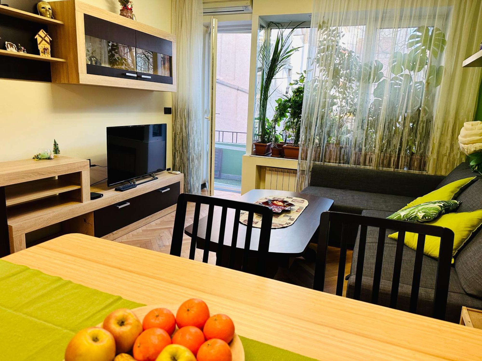 Apartment Luxury Oasis In Absolute Center Of